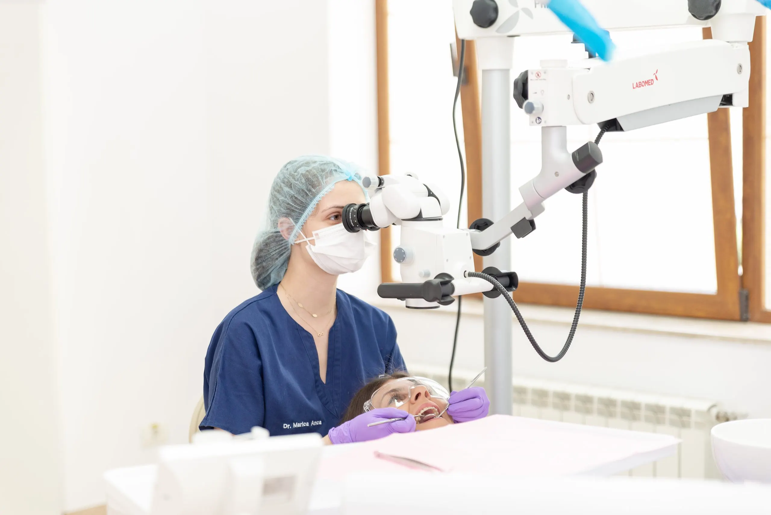 Ce rol are laserul dentar intr-un tratament de canal?