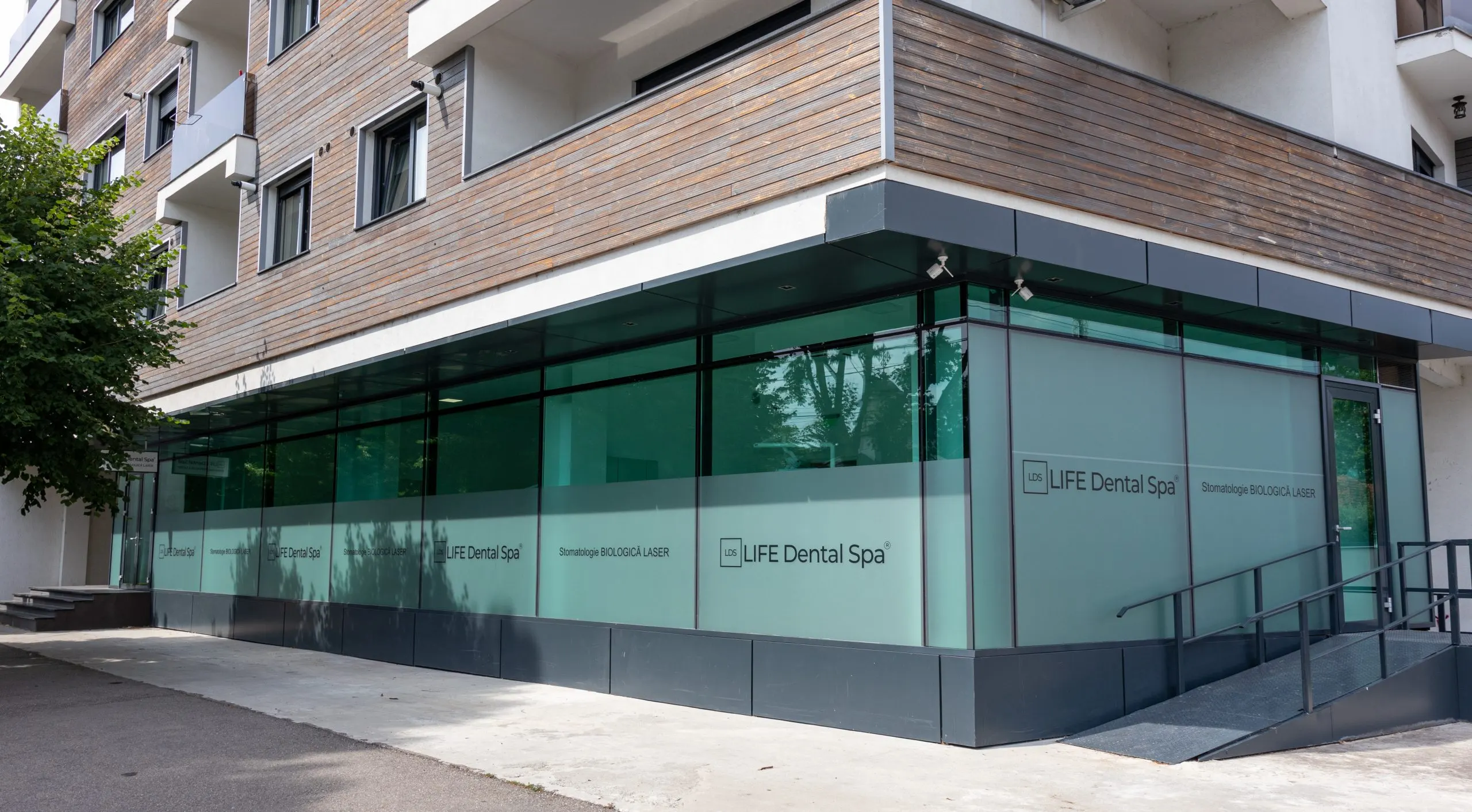 Life Dental Spa Pitești