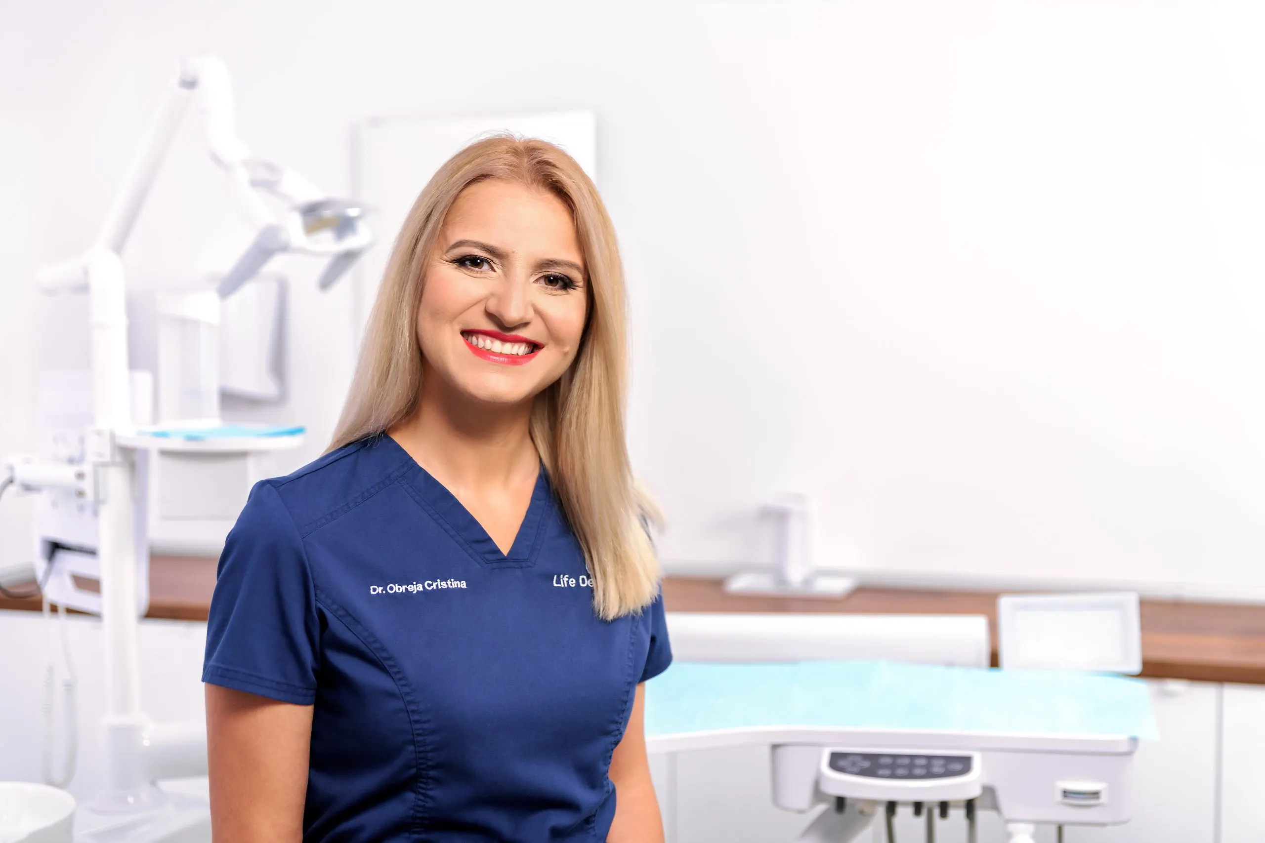 Aparat dentar invizibil